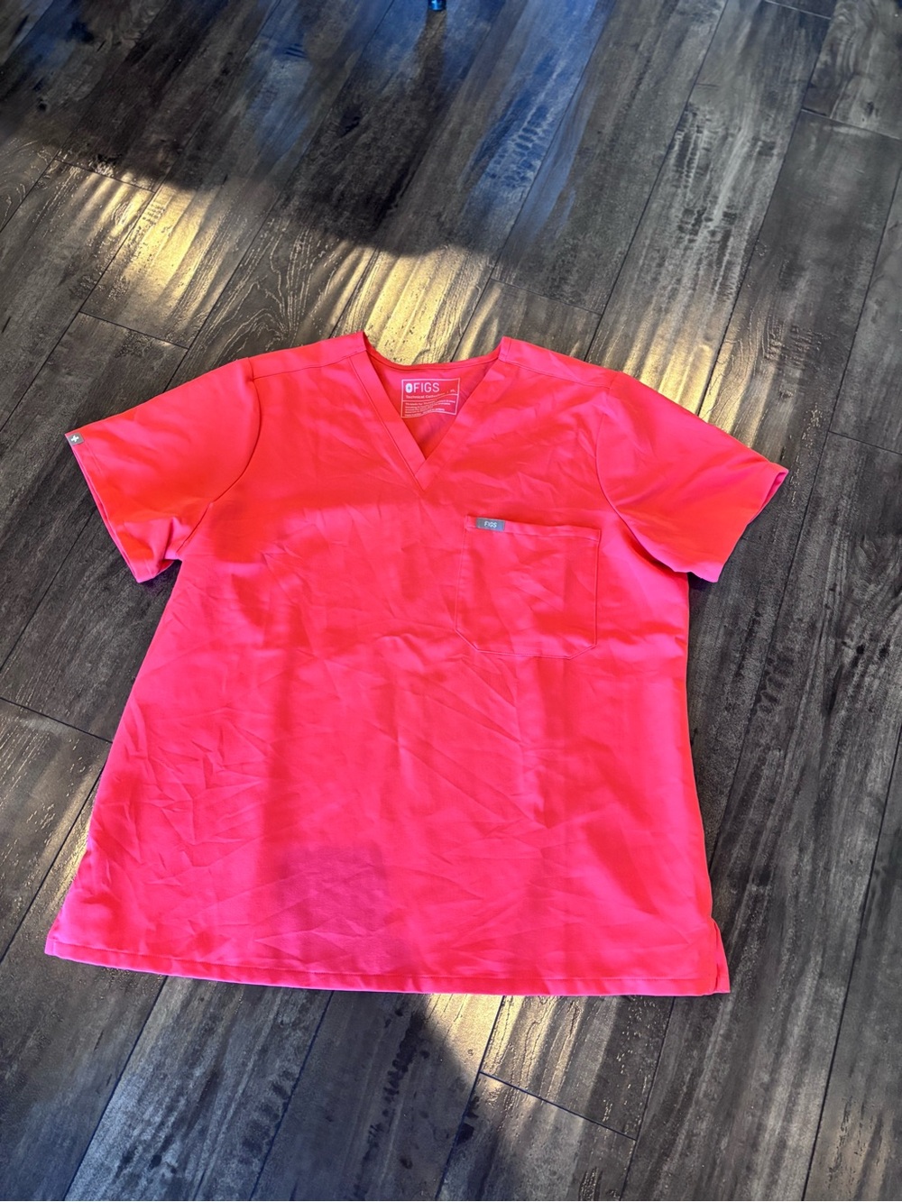 FIGS Women’s Top in Neon Pink
